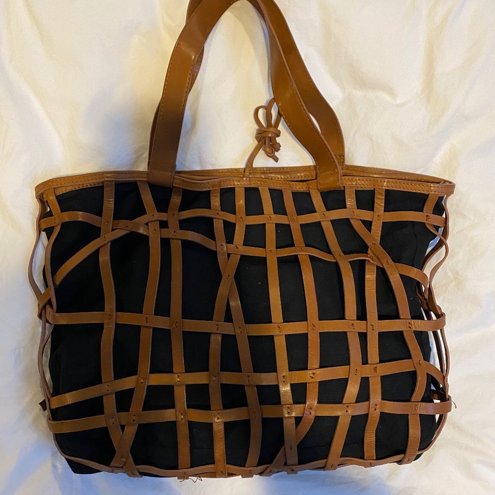 Pally Bag brown leather with black linen lining